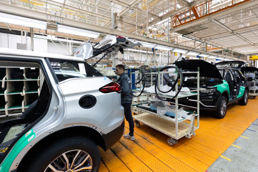 minsk-belarus-dec-15-2021-car-bodies-are-assembly-line-factory-production-cars-modern-automotive-ind.jpeg